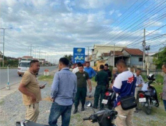 24岁中国男子抵达柬埔寨几小时后遇害，尸体被抛弃在路边7月30日晚上11点多，2