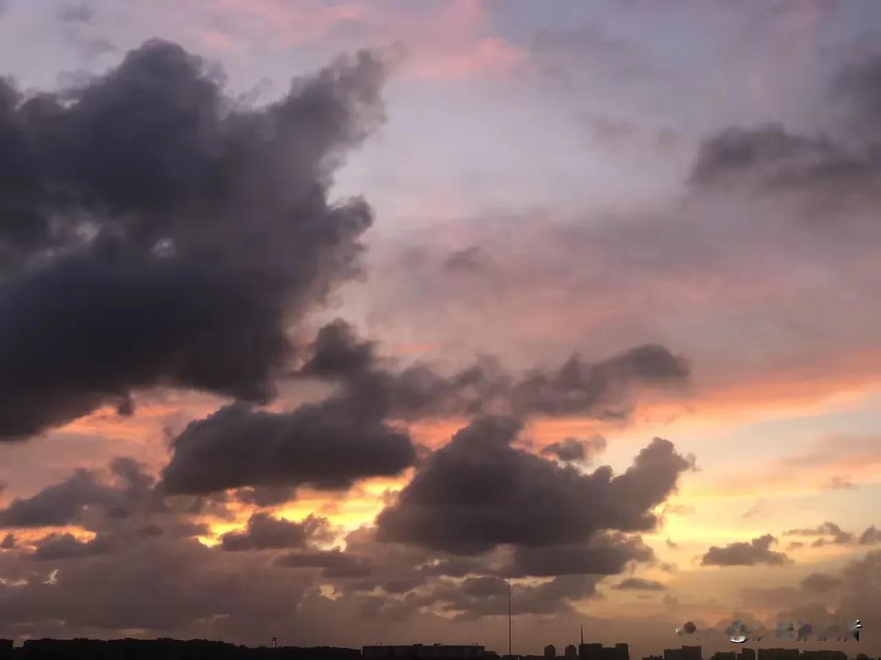 今天雅江集团成立，雅江水电站开发开工。印度必须要有敬畏心了，否则上国之水天上来。