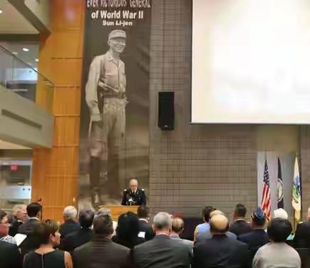 欢迎这位“外战内行、内战外行”的抗日名军落叶归根日前,抗日名将孙立人将军的次子