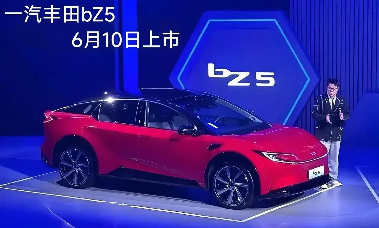 当14亿中国人都以为国产新能源汽车已经全面弯道超车时，却被丰田狠狠打了脸，202