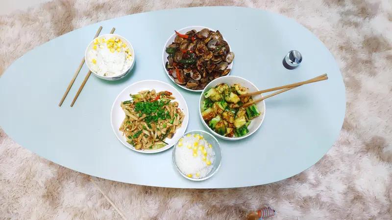 想让身体指标轻松变好，晚饭做个小改变就行。不用节食挨饿，只需把晚饭时间往前挪。2