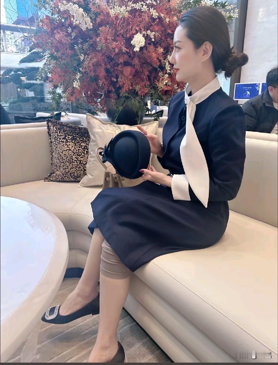 袜子一圈一圈的有点拉底整体感觉