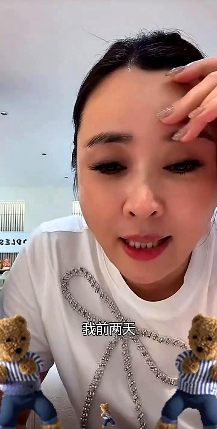 “30岁还跟爸妈住？你家房子是租的吧？”——这句扎心话，晋妈直接回怼得漂亮！有