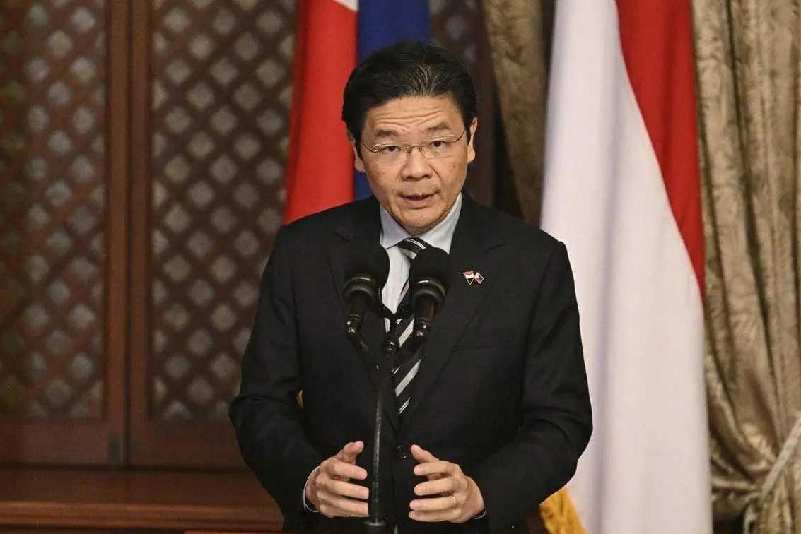 12月21日，新加坡总理黄循财在回答记者提问时表示:新加坡绝对不允许任何国家和企