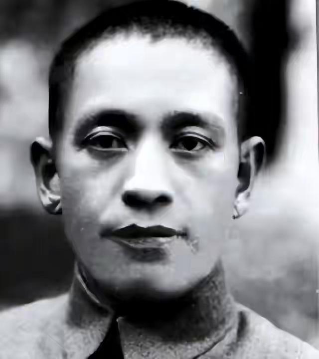 19年秦汉为父亲孙元良站台，共青团下场批驳：民族败类，何足纪念2019年6月