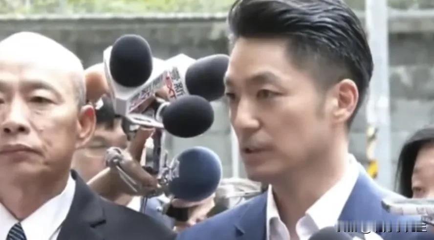 台北市长蒋万安今天和立法机构负责人韩国瑜、台中市长卢秀燕共同出席活动时表示，行政