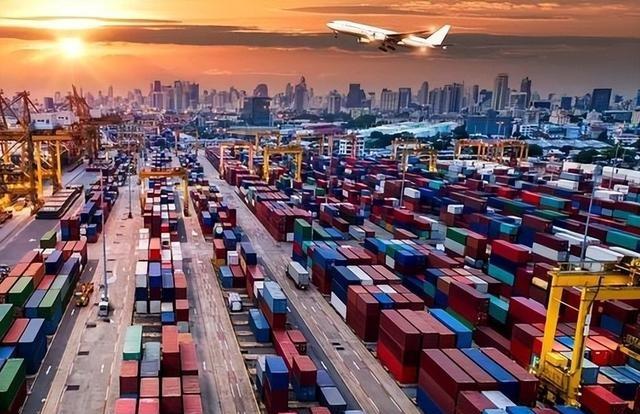 俄罗斯2026年上半年赚了734亿美元：最大顺差国不是中国，是谁？这数字一出