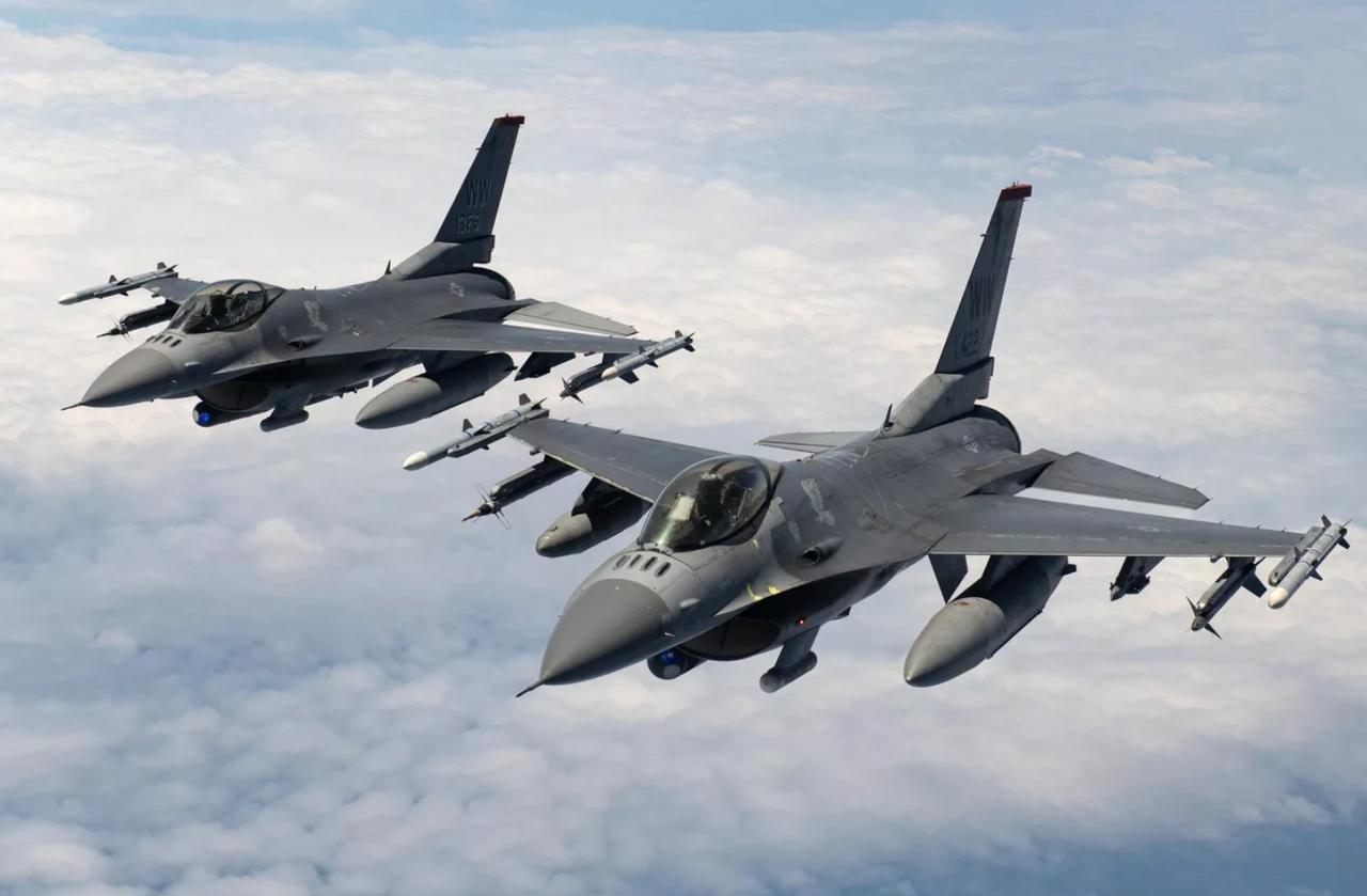 菲律宾要大批采购美国的F-16战机，强化在南海同中方对抗的能力。但如今却面临一