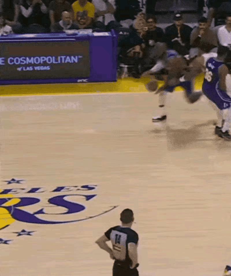 什么是技术？？？1，自己把球放进篮筐得分。2，让队友把球放进篮筐得分。3，