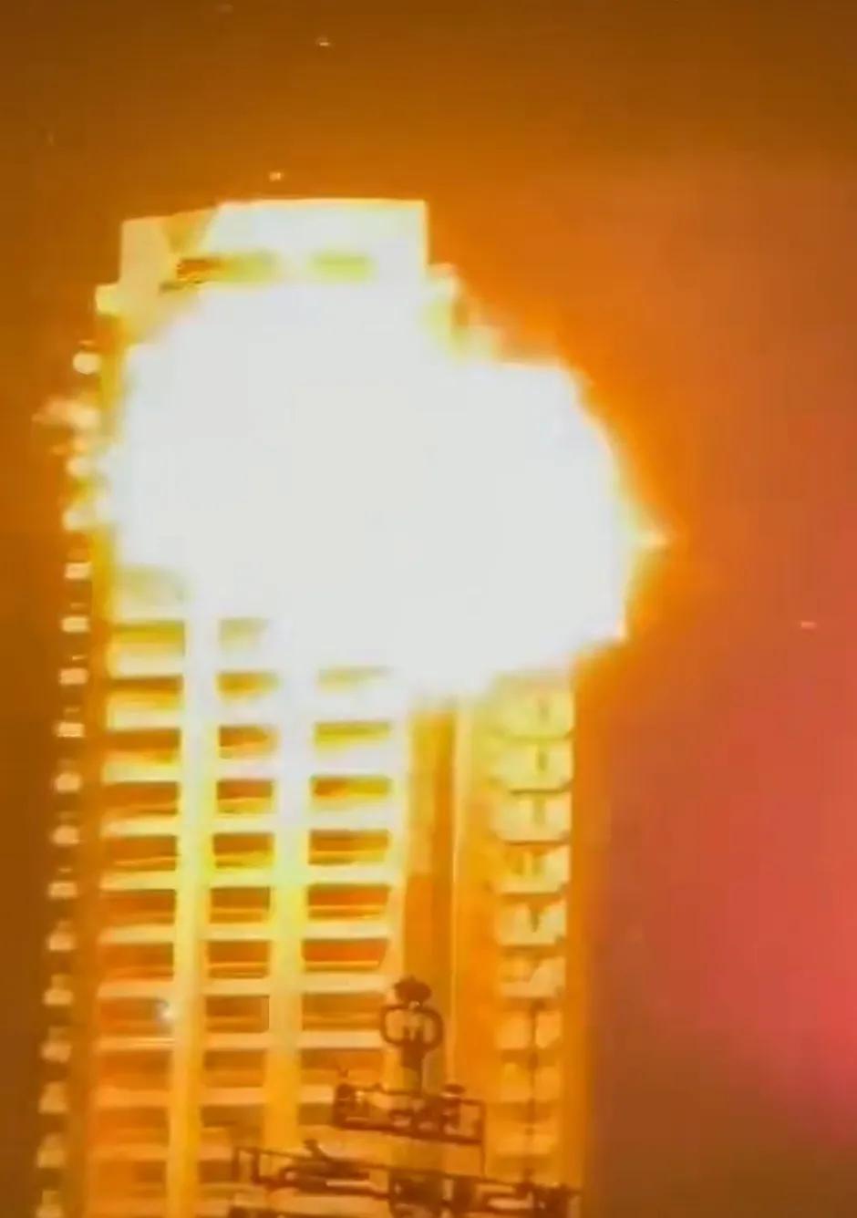 伊朗IRIB新闻称，伊朗“小摩托”击中巴林首都麦纳麦的GrandAir酒店