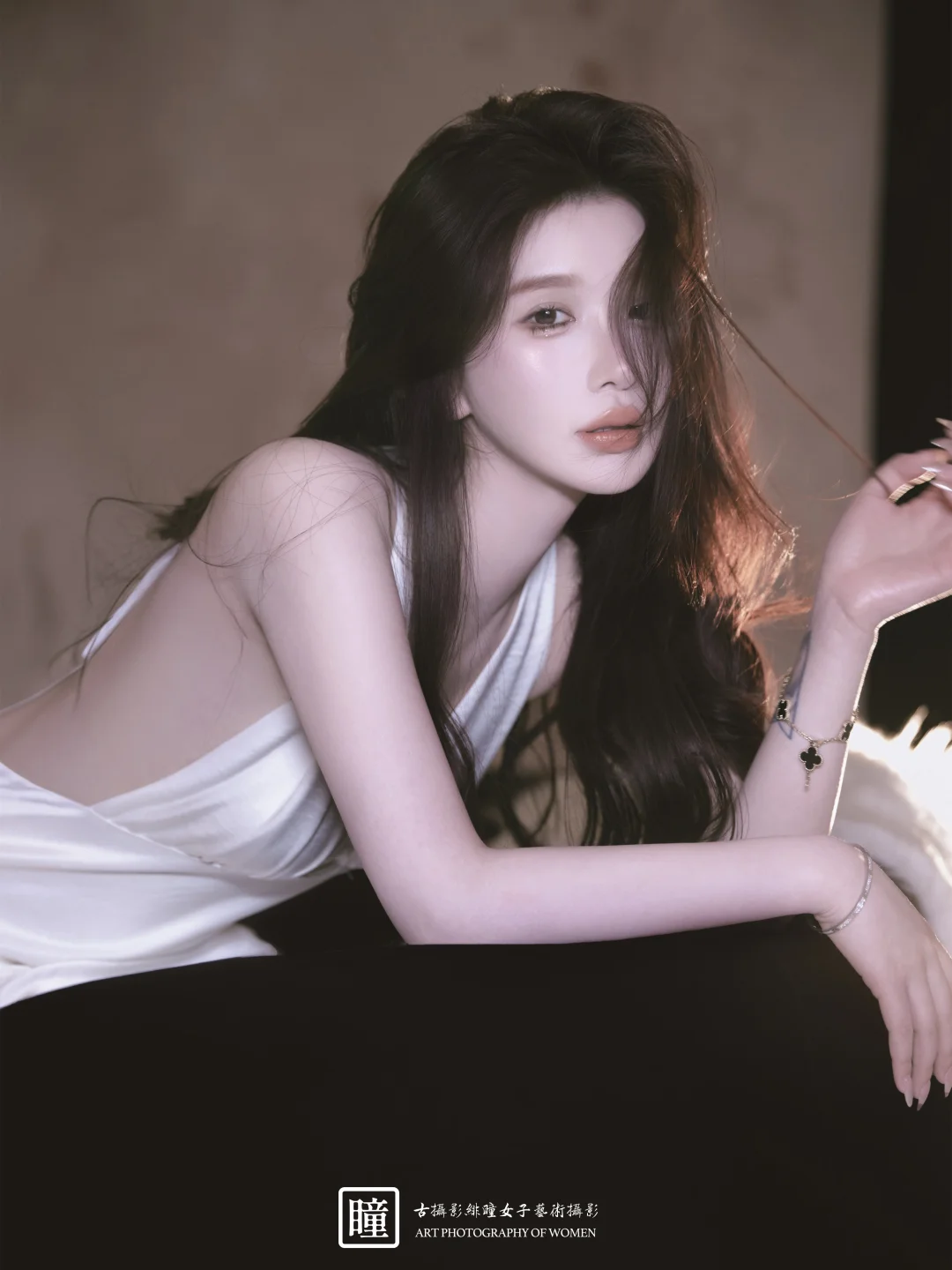 捕捉一瞬的慵懒心动🤍纯欲白裙氛围感拿捏