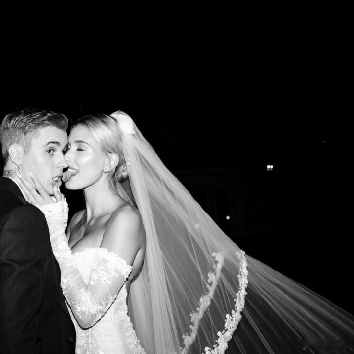 比伯海莉结婚未公开旧照贾斯汀·比伯JustinBieber分享和海莉·比伯结