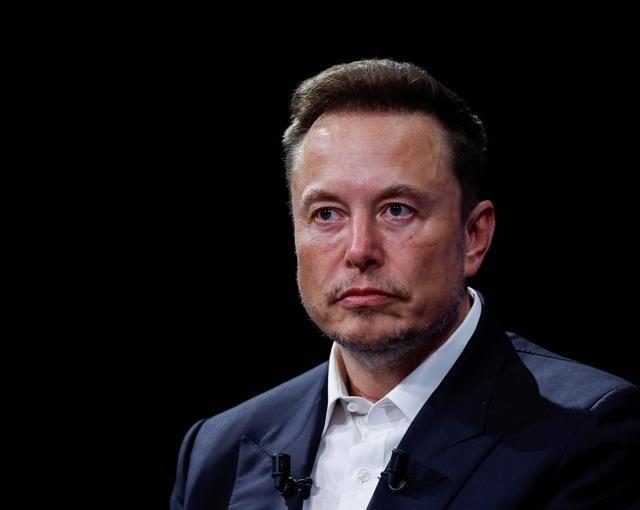 拆开特斯拉，全是中文零件！扒开星链卫星，太阳能板来自中国！特斯拉的上海工厂现