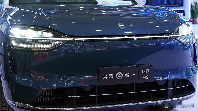 说问界算不算华为汽车，其实根本不用掰扯字面定义，懂行的都知道这层关系早就不是普通
