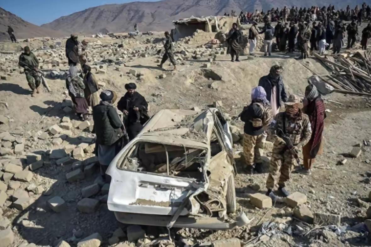 这个赛道比商业航天有过而无不及，非常的时期出现的非常概念，这个概念很可能走强整个