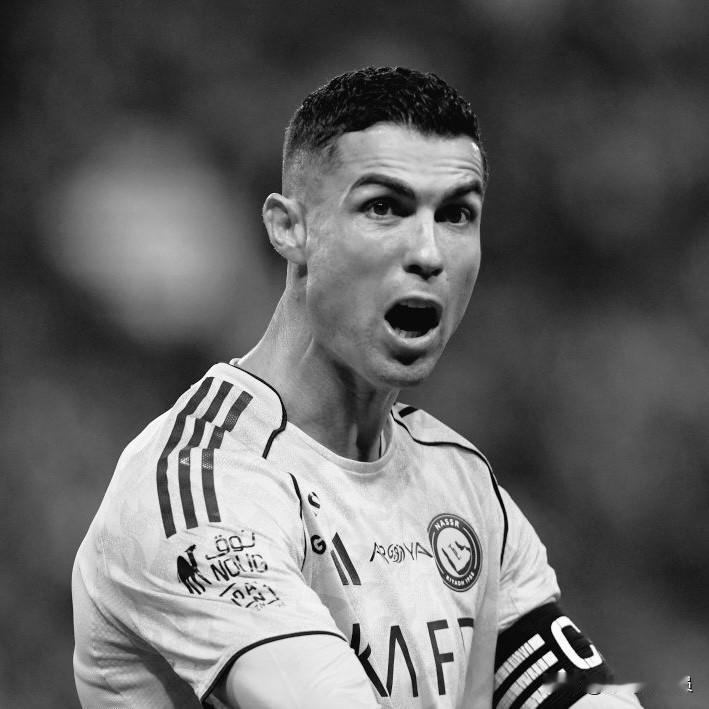 C罗与沙特公投的关系日益恶化，这也是近期足球圈最火热的话题！据葡萄牙媒体报道