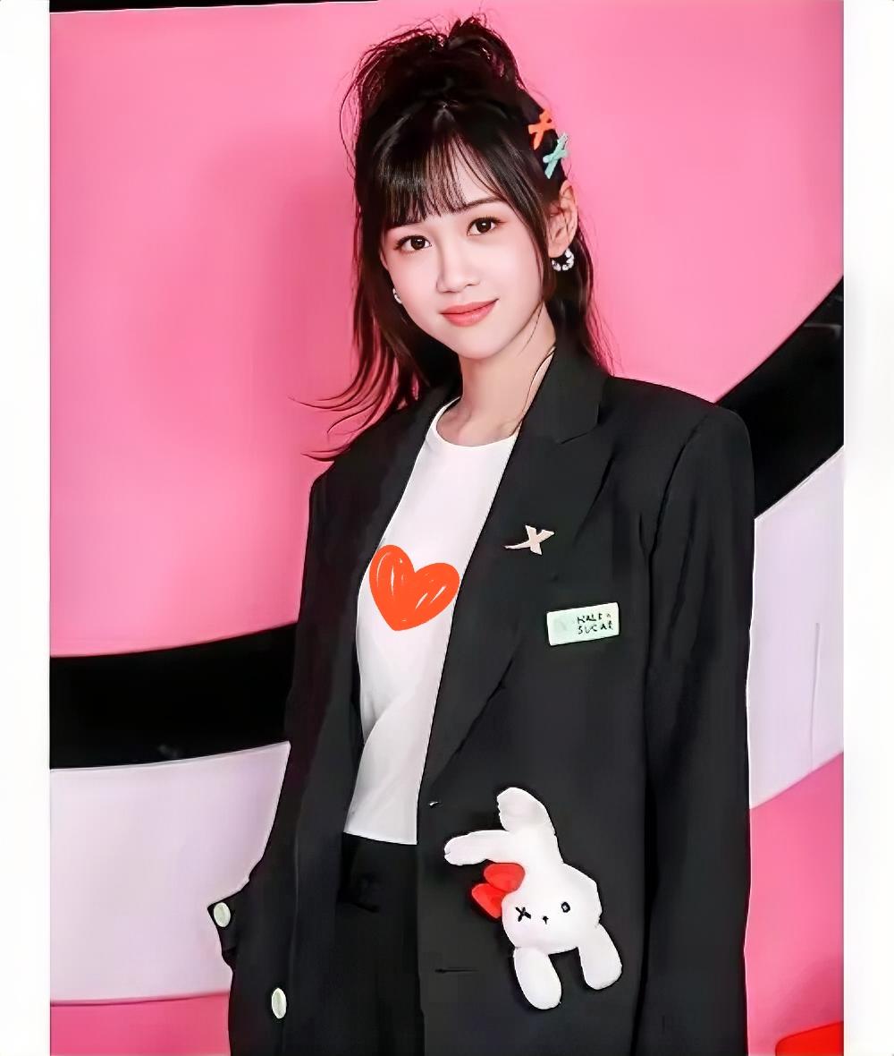 都说特步老板的女儿是来混日子的，结果人家一出手，把童装干成了全国第一……