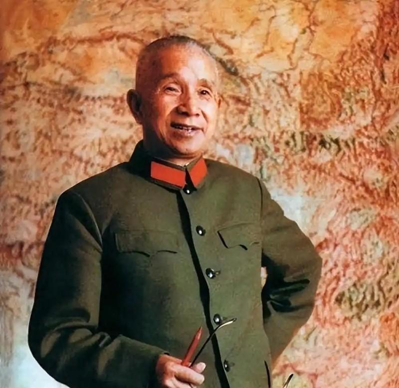 1981年，74岁的粟裕大将，向中央请求“我想回家乡看看”。经过一番讨论，中央拒