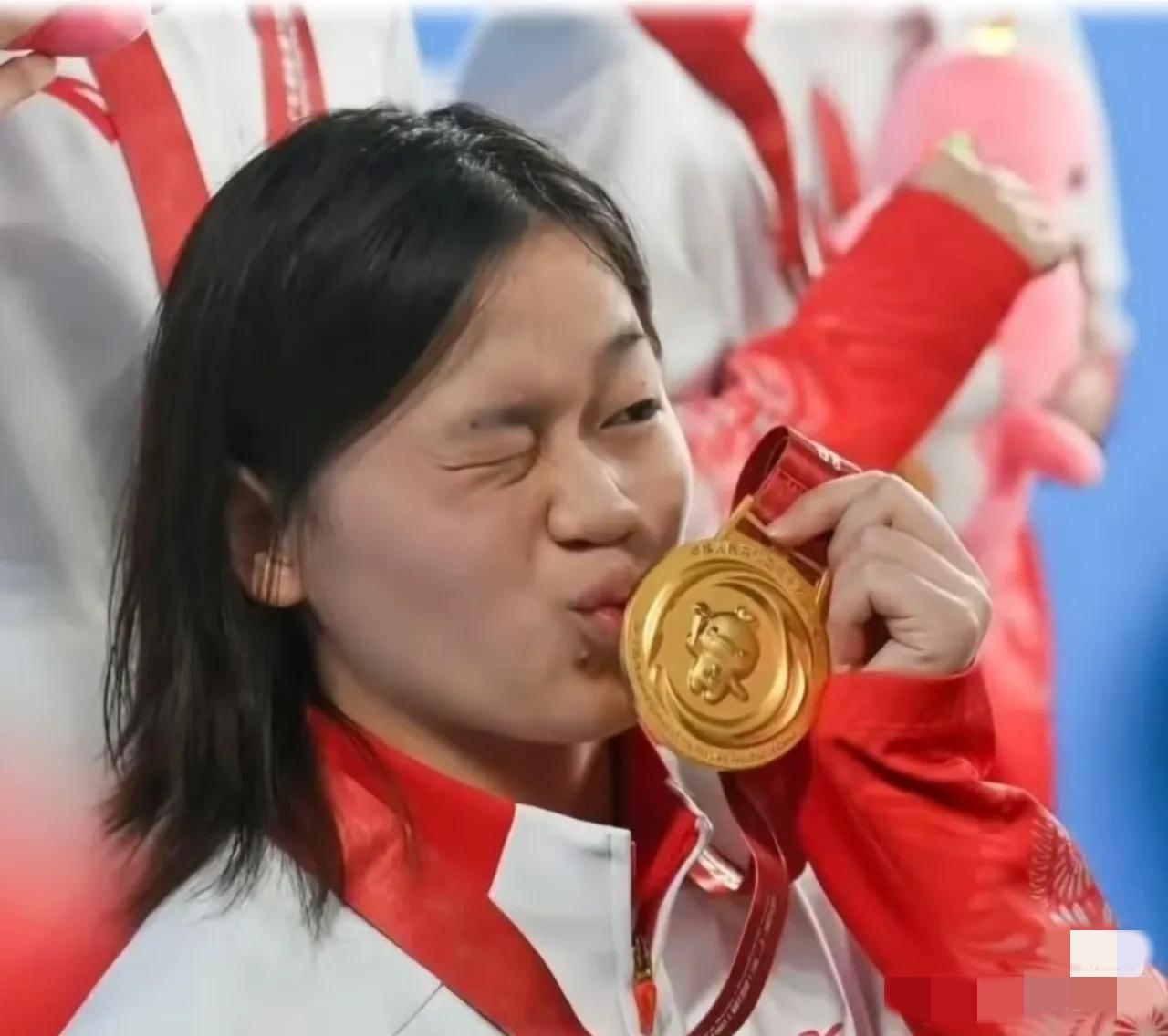 周继红沉默了，郭晶晶也沉默了，全红婵在赛场获得第五名后，外界议论纷纷。