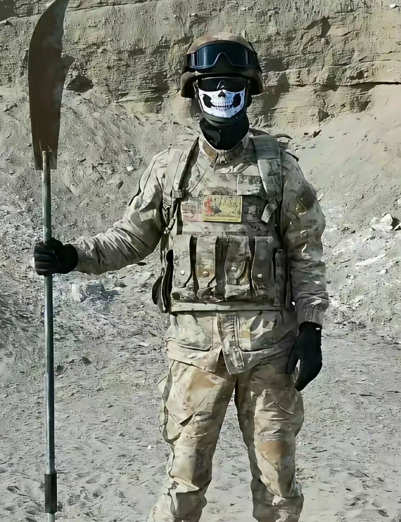 核武器不能用可以理解，为啥手枪也不能用呢？