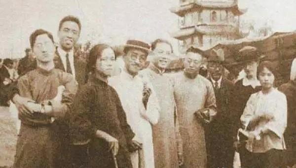 胡适身边有众多爱慕他的女性，而在这些女性中，结局最凄惨的，恐怕就是他的好友朱经农