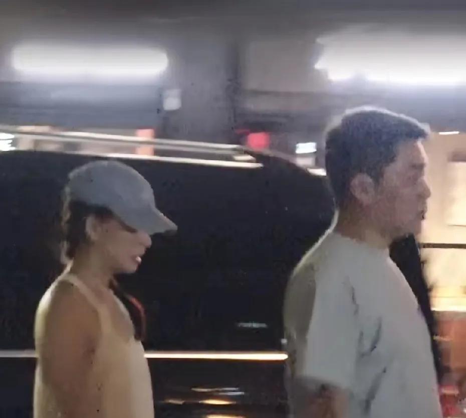 相信美女的眼光，这人看起来很稳妥呀前两天有网友偶遇殷桃和素人男友出门吃饭，吃完