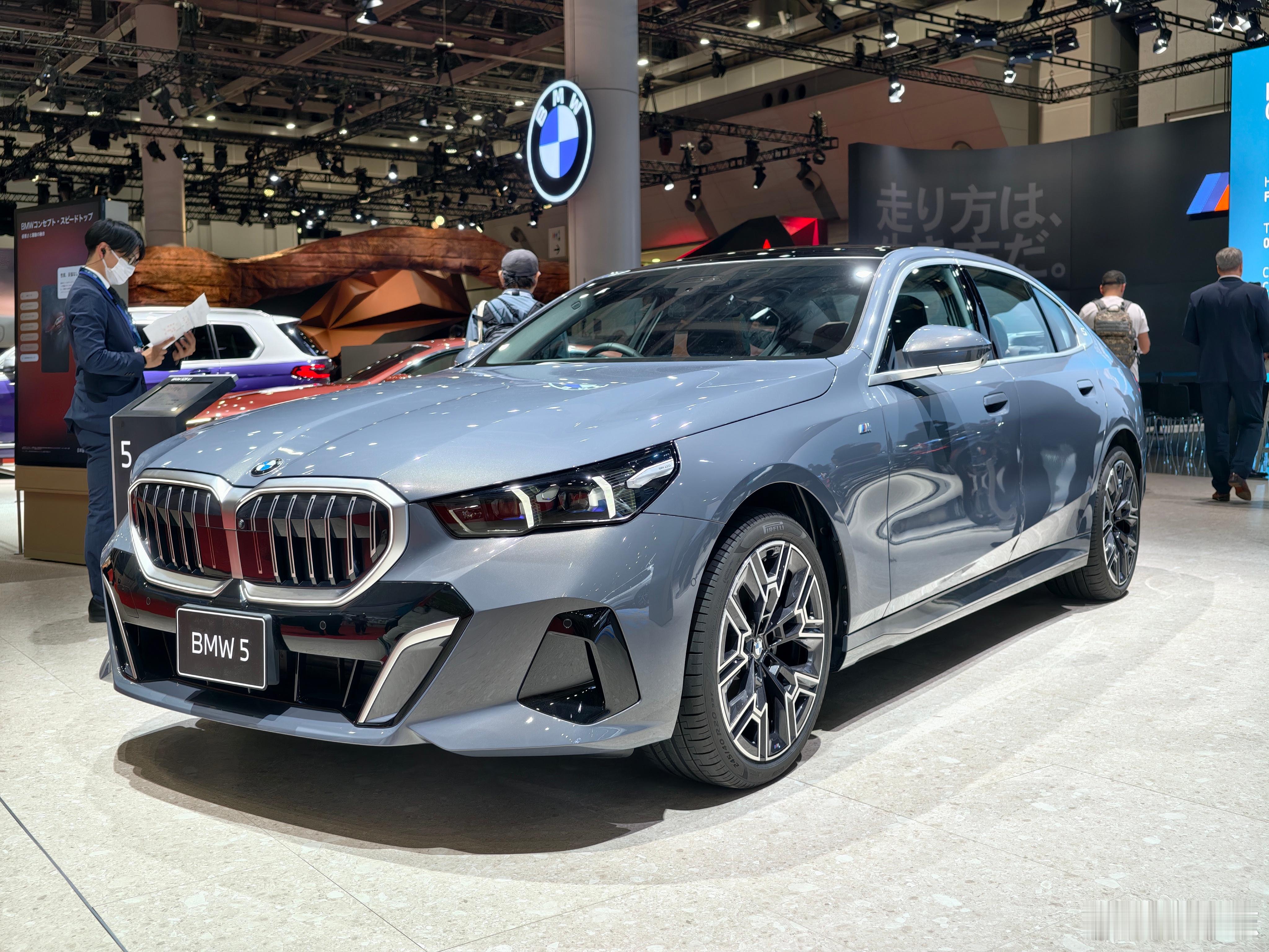 2025东京车展谁能想到，日本也开始卖宝马5系长轴距版了[笑着哭]能
