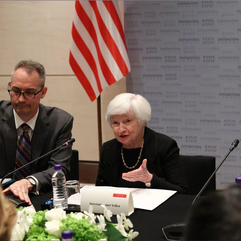 美国财长本意是给自己国家脸上贴金，结果写出来的东西，被媒体认为狠狠“黑”了一把美