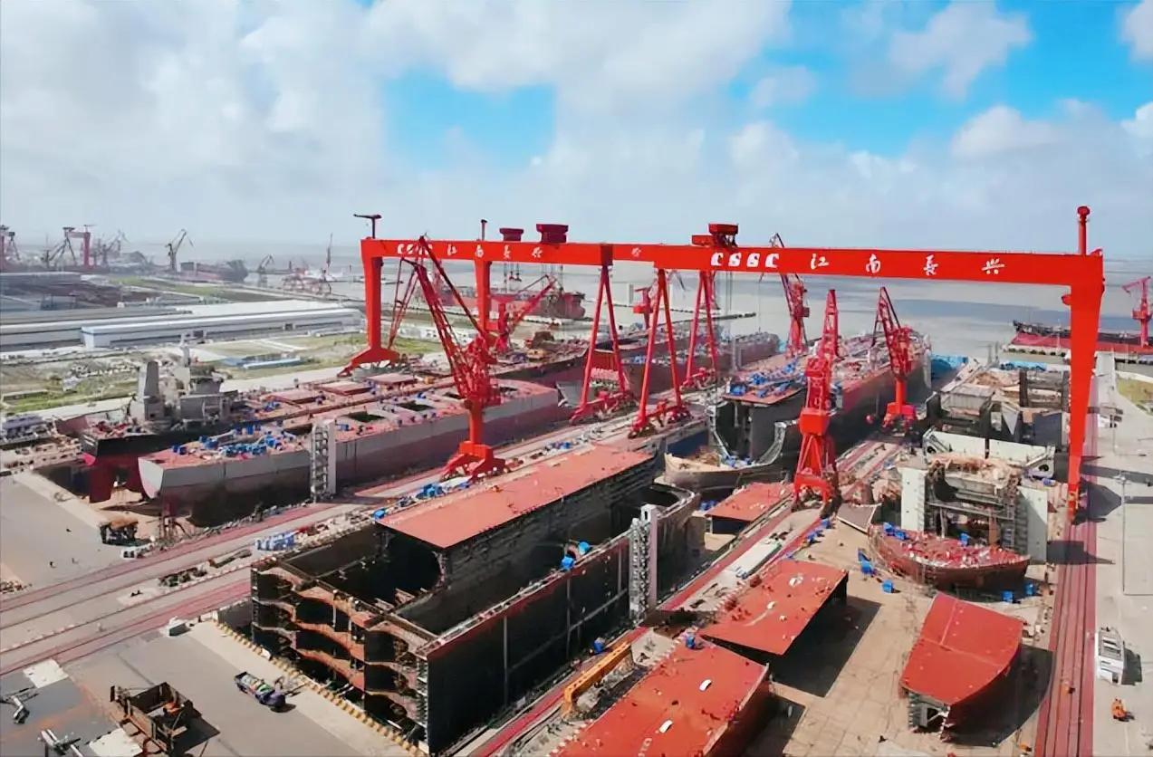 霸气核动力！超级航母技术的最后一块拼图快集齐了！据官媒披露，中国江南造船厂的0