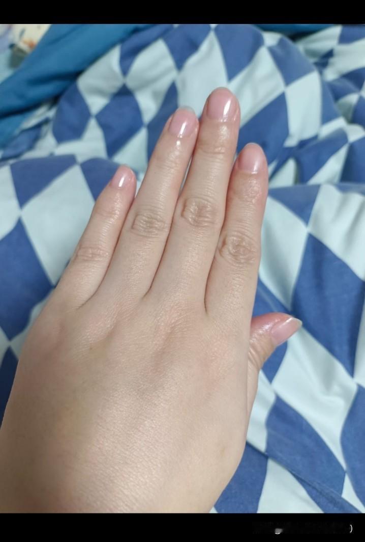 到底什么样的婚姻，才算过得幸福？是有钱有房？是有人疼有人懂？还是互不打