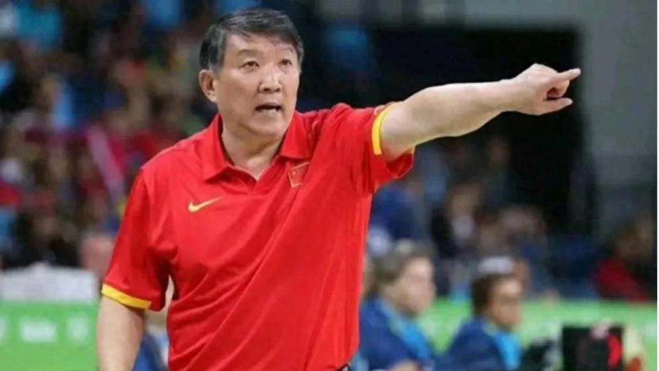 尽管巩晓彬解释李梦无缘亚洲杯非个人恩怨，但是只要宫鲁明作主教练，李梦将从此无缘国