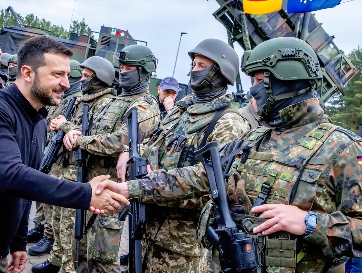 德国是真急了，最近德国总理默茨直接跟泽连斯基摊了牌，让乌克兰的年轻人别再往欧洲跑