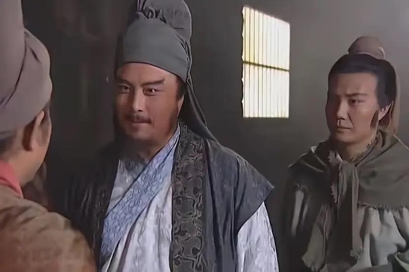 水浒中史进为什么很快把家业败光，混成一个流浪汉，读起来，就感觉史进智商不再线似的