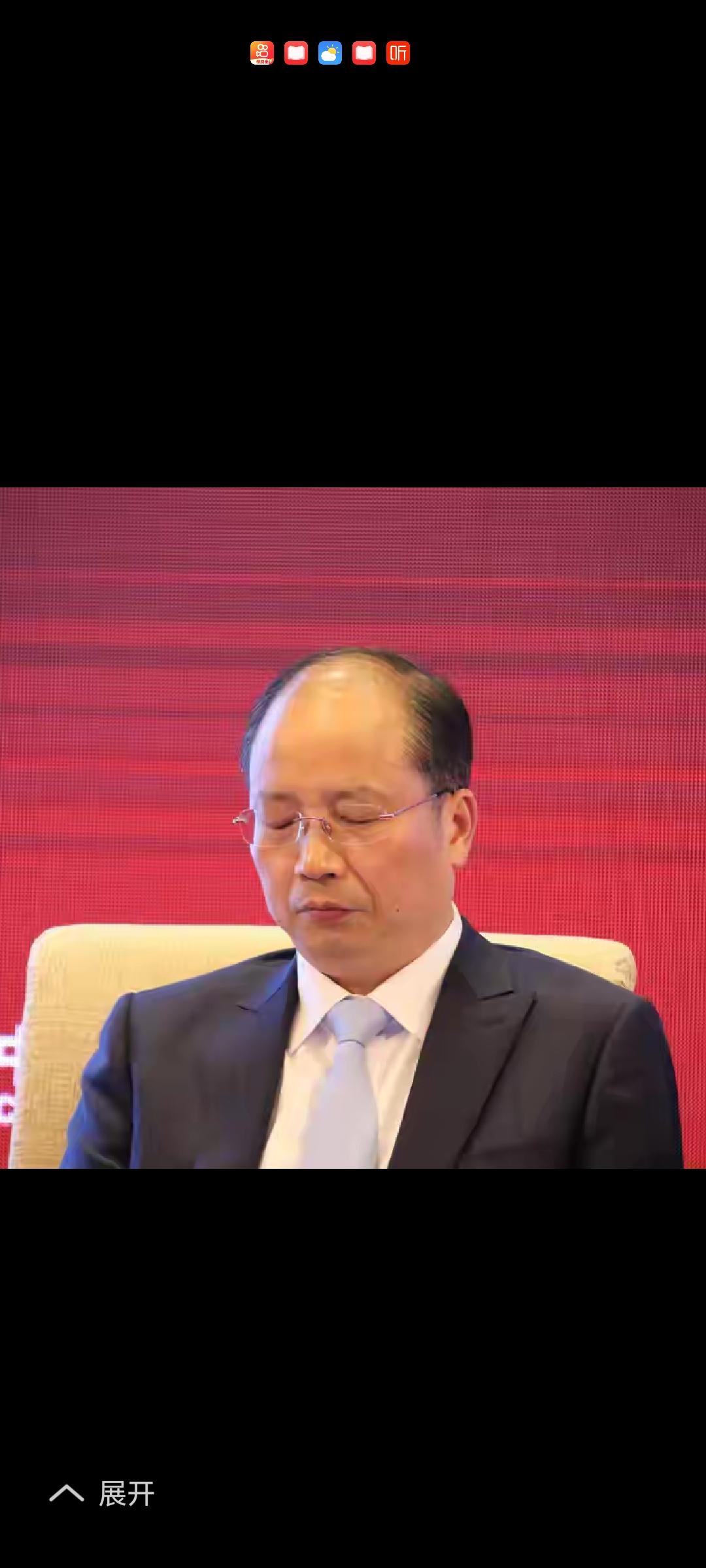 我轻轻的问一句，你们相信现在是牛市吗？最起码局部牛，科技牛大家是认同的吧。大多数