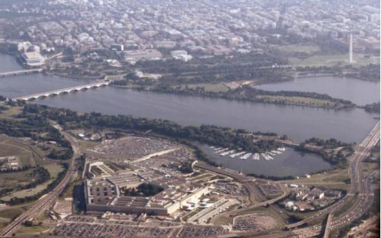 英国硬刚美国？主权红线碰不得，北约盟友裂痕彻底摆上台面 最近国际上出了个新鲜