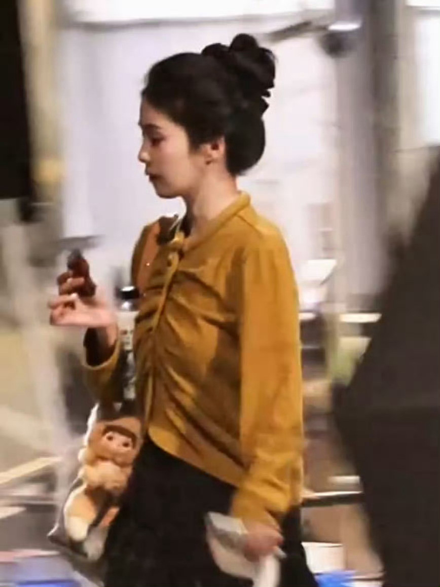 白鹿带wakuku下班，这里有两个萌物～​​​