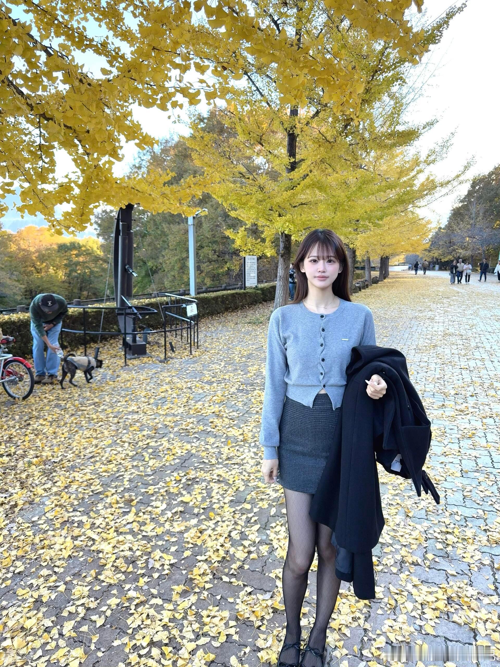 轻熟女神范儿还有在打工的牛马嘛颜控正义日记的红包美女绘梦长廊