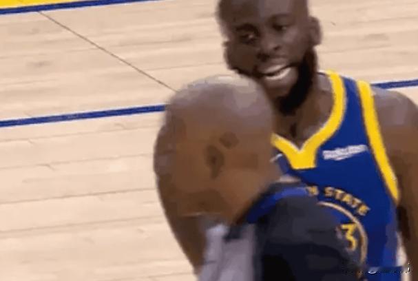 科尔谈追梦格林被驱逐：“我不知道追梦说了什么。”“但可以肯定的是。”