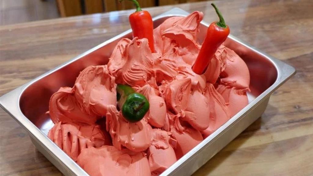 英国推出全球最辣冰激凌 想吃还得签生死状