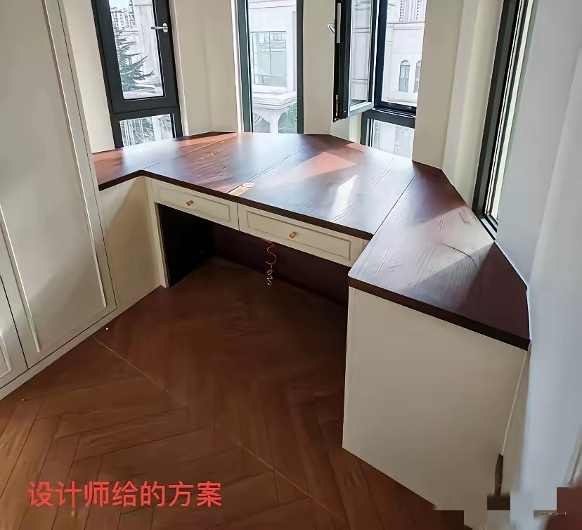 说实话，假如这是你家，这两种设计方案，二选一，你会更喜欢哪个？