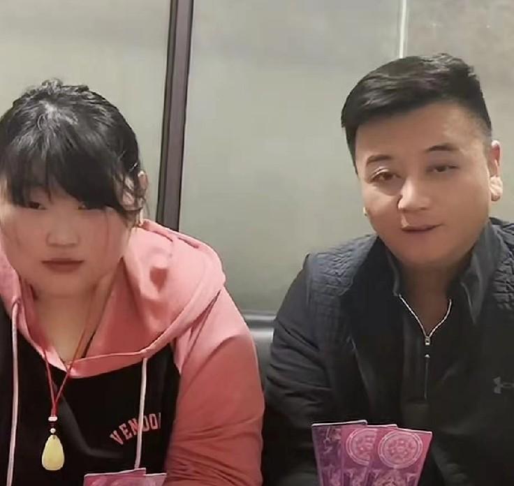 大衣哥女儿被全网嘲“配不上”？如今瘦身成功，男友高大帅气，父亲一句话让所有人闭