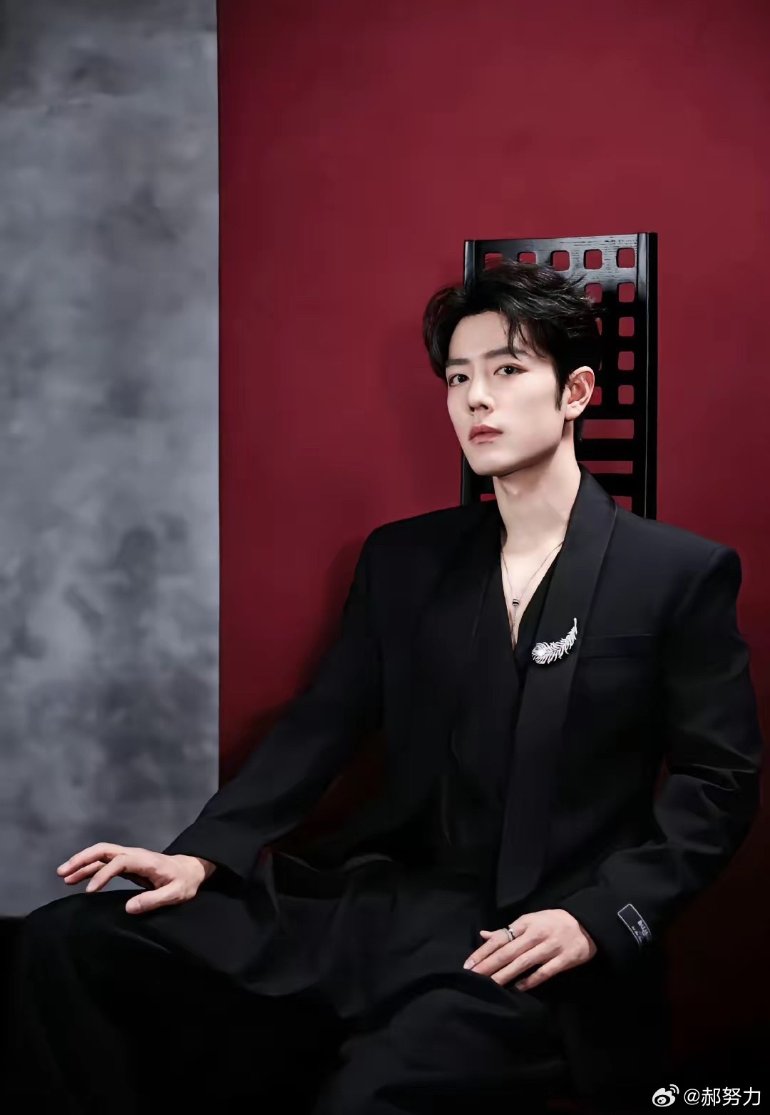 内娱四大顶流，谁在吃老本，谁在靠实力？鹿晗当年官宣封神，如今只剩沉默；王一博专注