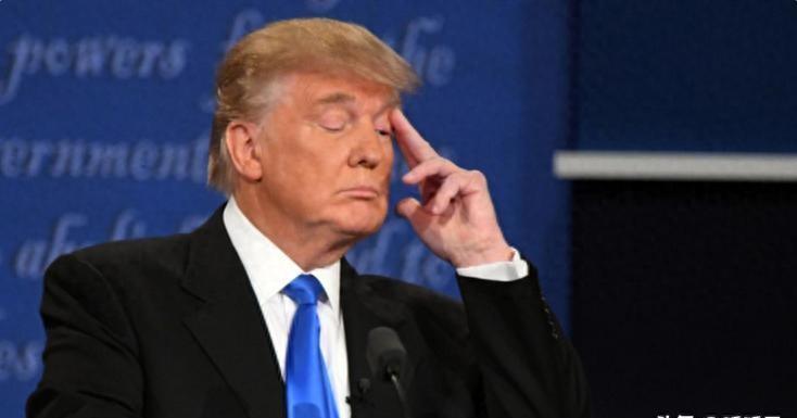 美伊在伊斯兰堡的谈判桌刚掀翻不到一天，中东这口大锅就彻底沸腾了。可是谁能想到，美