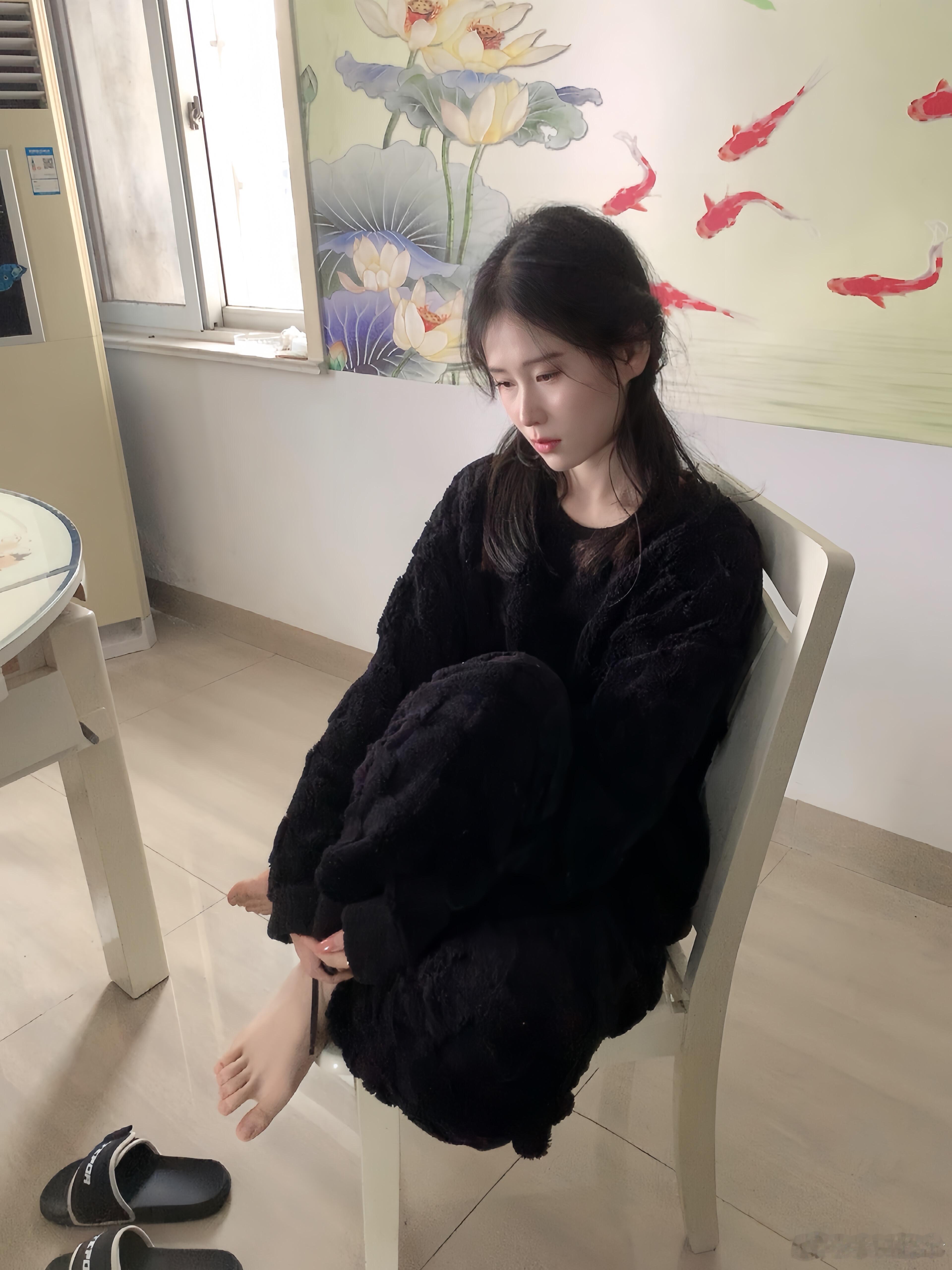 圆圆姐姐jiojio凉不