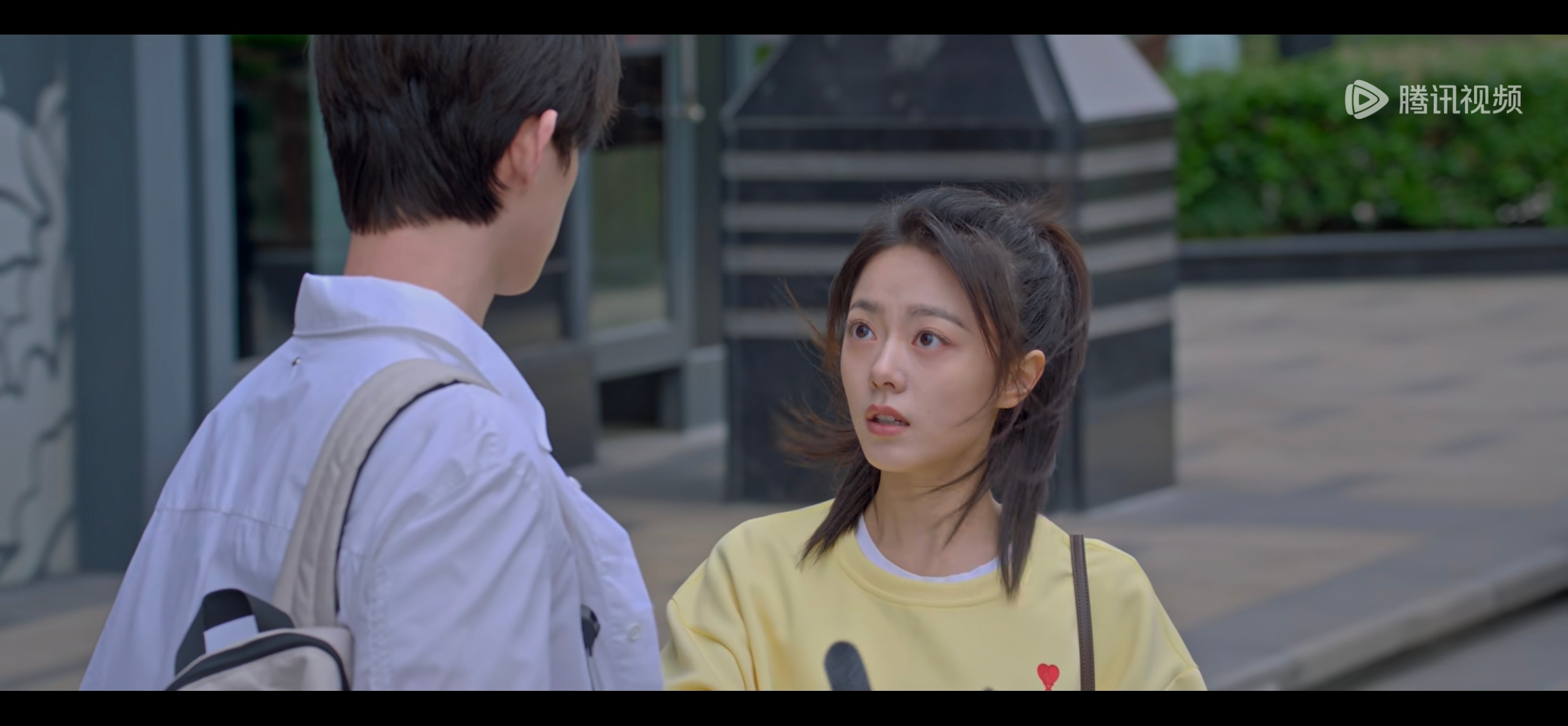 骄阳似我破纪录骄阳似我男二骄阳似我看完两集半了，其实剧情挺好看的，不是那种没