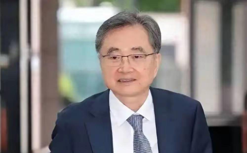 韩外长访华，向中国发出请柬，还当场对华作重要承诺。据外交部网站消息，日前，中国外