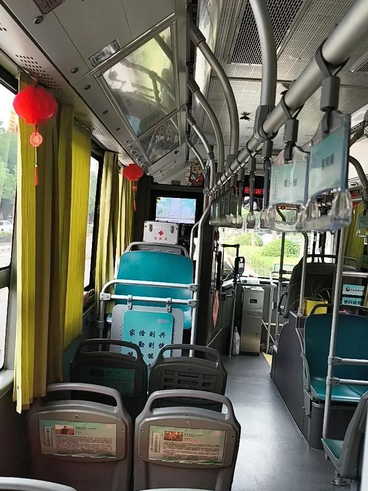 你对今天的气温感受如何?南京今天这天气，简直是“神仙气候”！24度，不冷不热，就