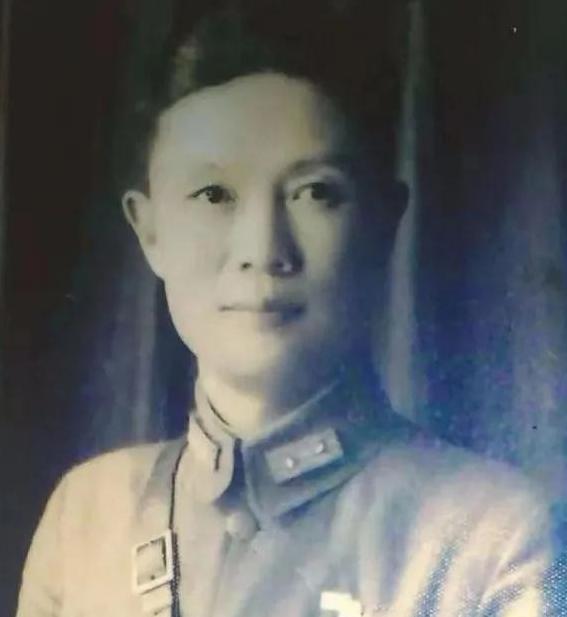 1952年时，原国军中将柏辉章被判处了枪决之刑，柏辉章至死都想不明白自己抗日有功