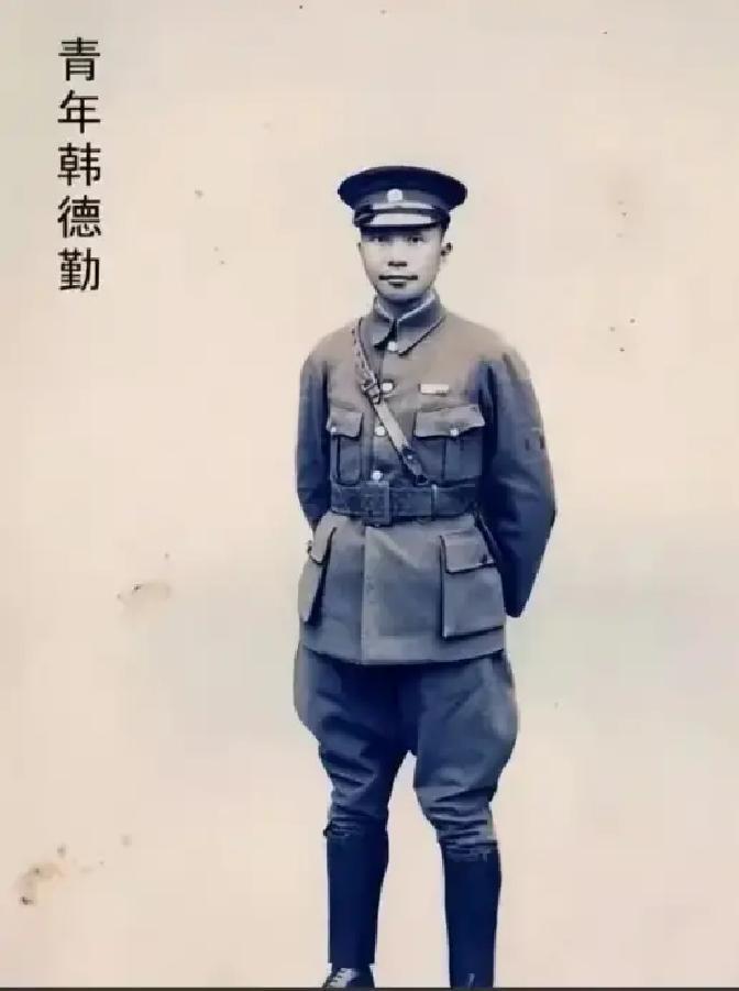 1943年，新四军活捉了国民党副总司令韩德勤，陈毅愁眉不展，想装作不认识放他走，