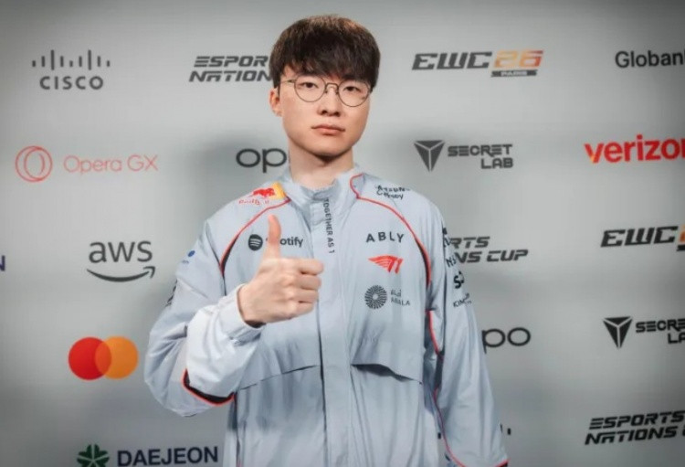 Faker: 感谢Peyz一直表现出色;针对优势被翻进行沟通